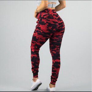 NWOT ALPHALETE (XS) Red Camo Jogger Active Pants